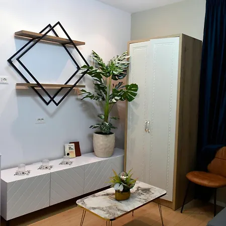 City Center And Apartment Durres