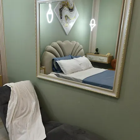 City Center And Apartment *